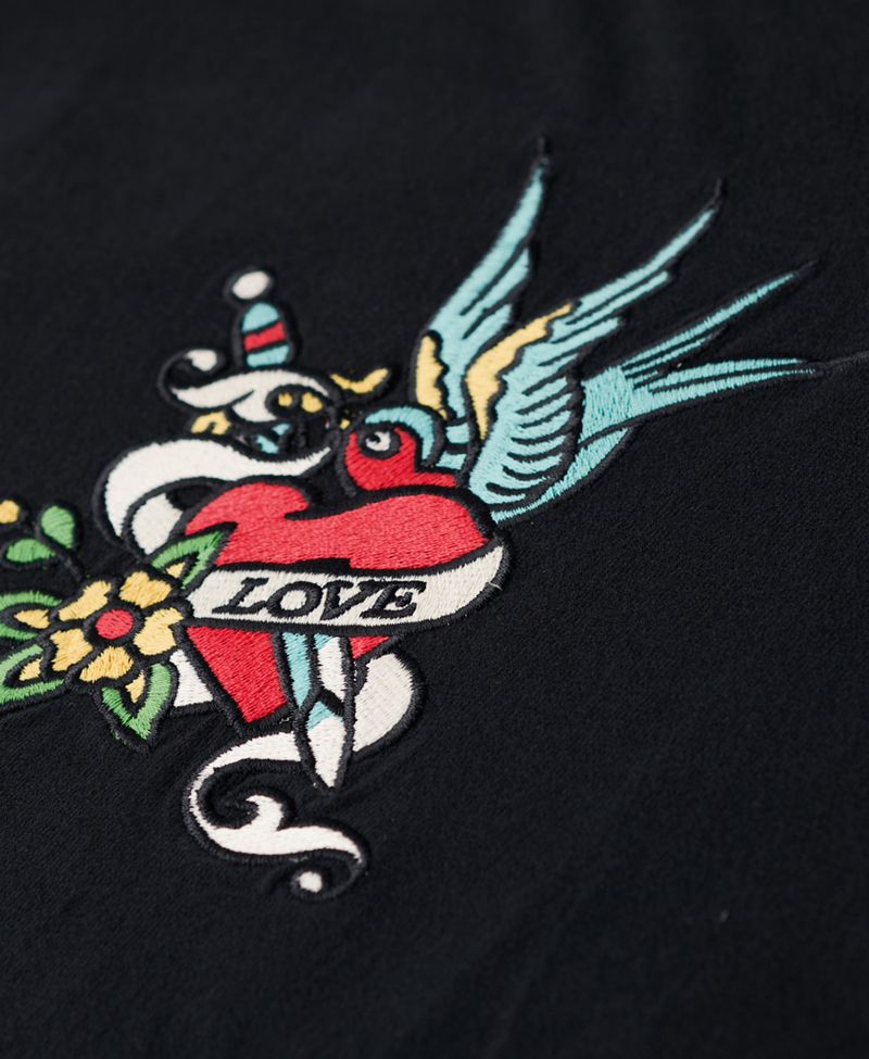 Camiseta-Manga-Corta-Para-Mujer-Tattoo-Embroidered-Fitted-Tee