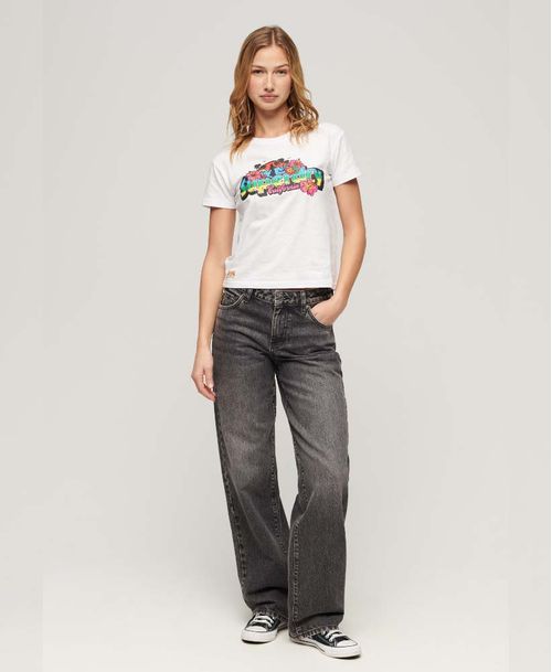 Camiseta Manga Corta Para Mujer Cali Sticker Fitted Tee